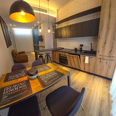 Case Vacanze 106 Maison De Charme Джовинацо Екстериор снимка