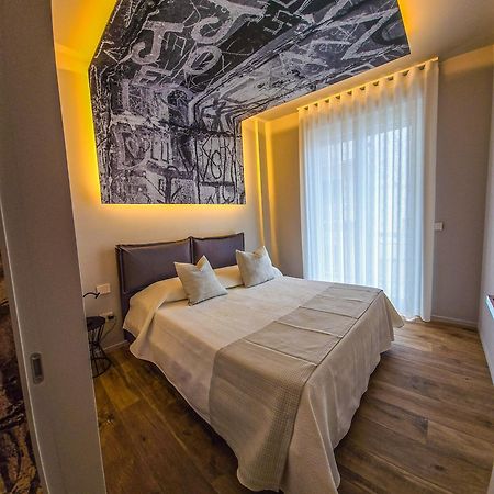 Case Vacanze 106 Maison De Charme Джовинацо Екстериор снимка